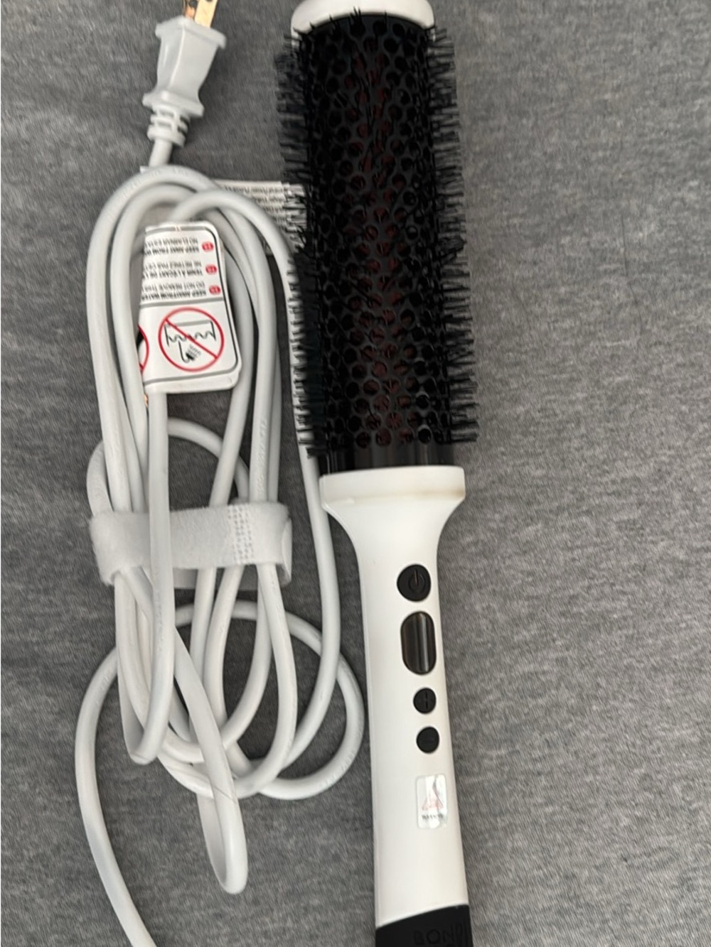White Hot Air Round Styling Brush for Women - Sleek Volumizing Blowout